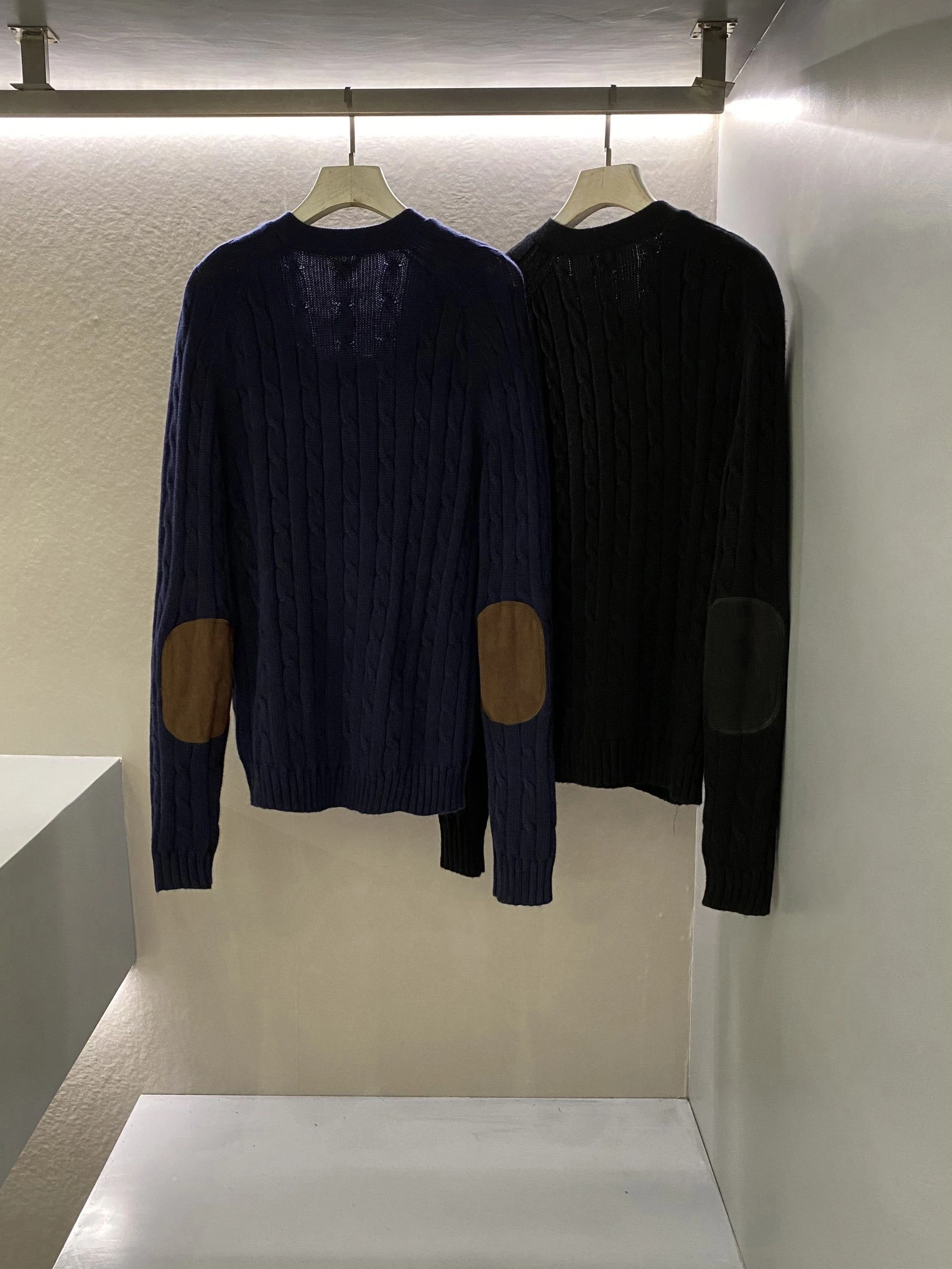 wg.luxury- 358i95 Paris Triomphe embroidery oversized 2Colour item:E-F361A0488-2